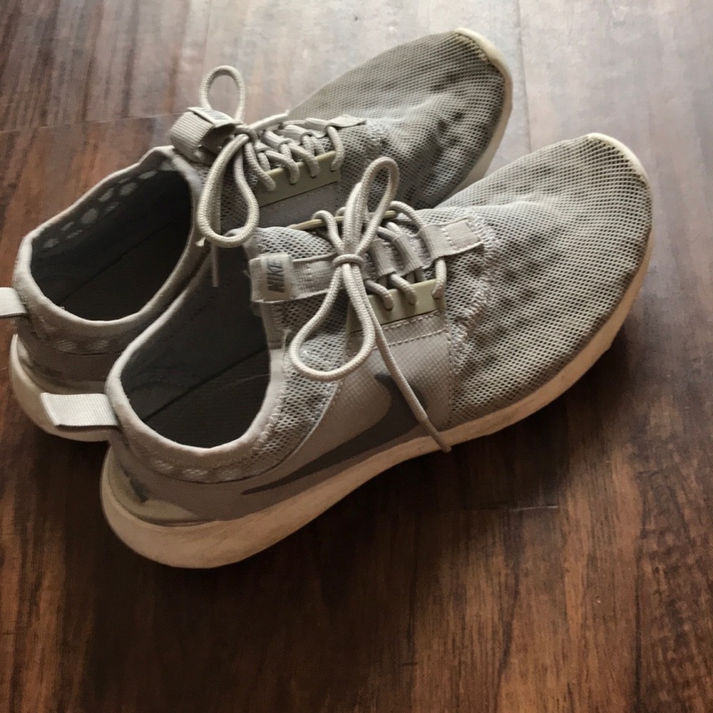 Nike Juvenate Discontinued Edition